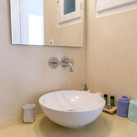 Acrothea And - Akrotiri Caldera - Santorini Ακρωτήρι