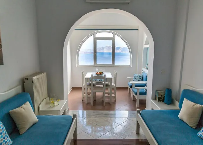 Acrothea And - Akrotiri Caldera - Santorini