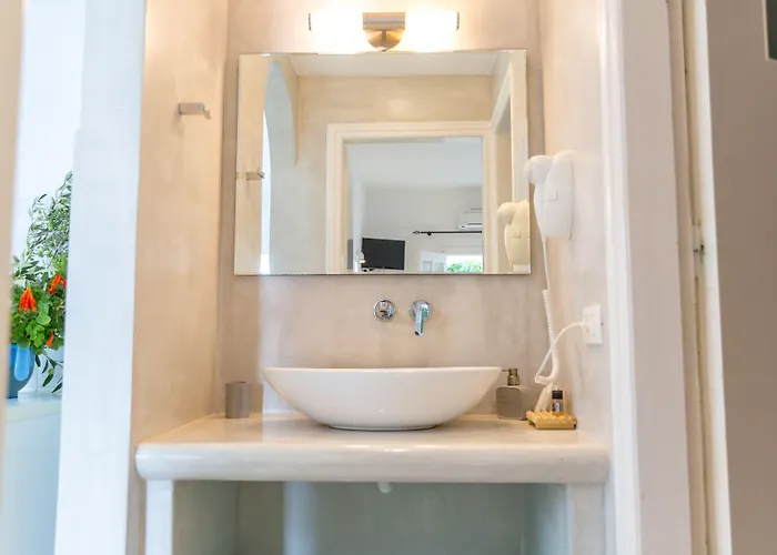 Acrothea And - Akrotiri Caldera - Santorini Akrotírion