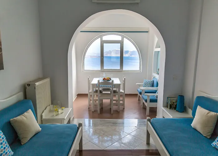 Acrothea And - Akrotiri Caldera - Santorini