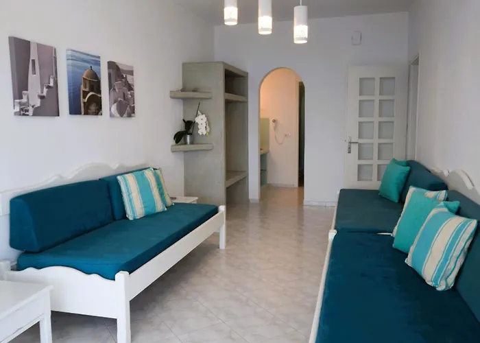 Acrothea And - Akrotiri Caldera - Santorini Akrotírion